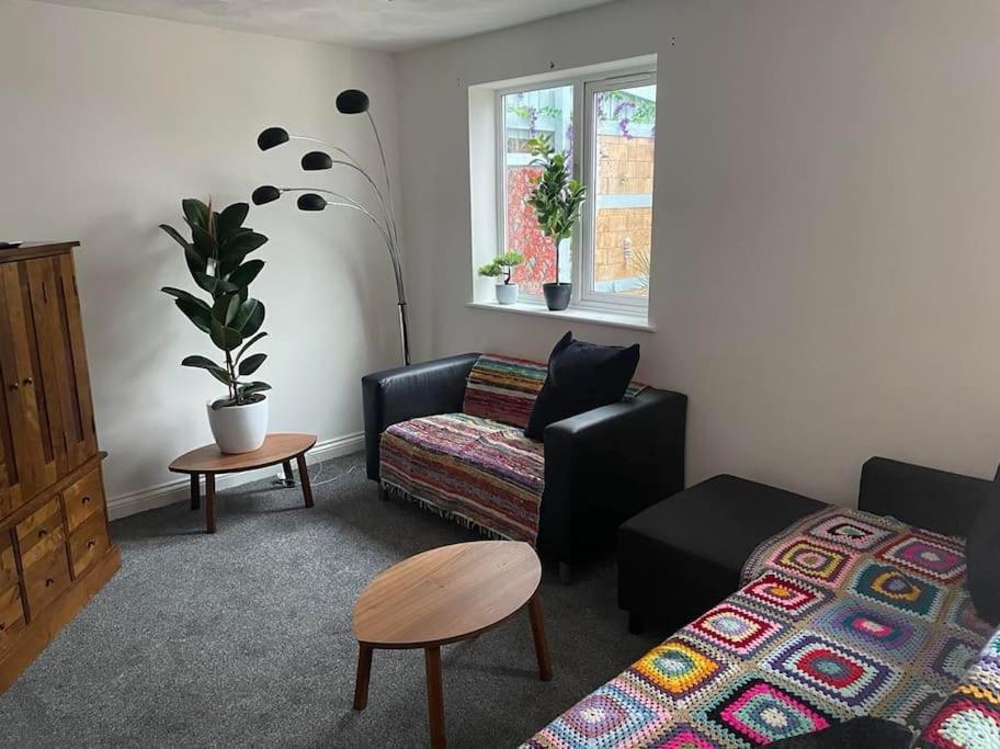 Cosy Bungalow In A Handy Location ماركِت هاربورو المظهر الخارجي الصورة